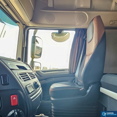 Trattore stradale DAF XF 480 Super Space Cab