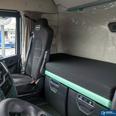 Trattore stradale IVECO S-WAY