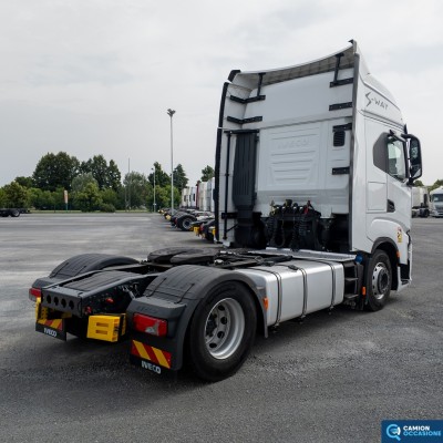 Trattore stradale IVECO S-WAY