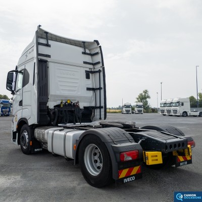 Trattore stradale IVECO S-WAY