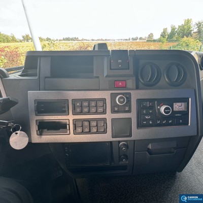 Trattore stradale RENAULT TRUCK 440 CV