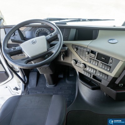 Trattore stradale VOLVO TRUCK FH 460