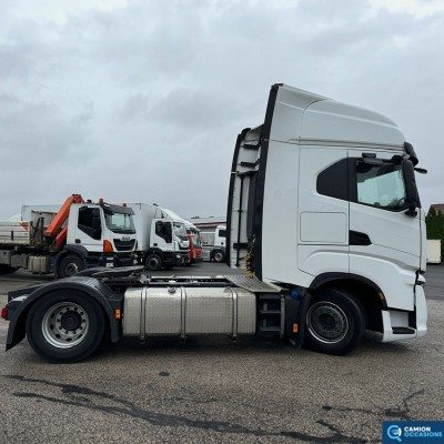 Trattore stradale IVECO S-WAY