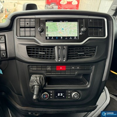 Trattore stradale IVECO S-WAY